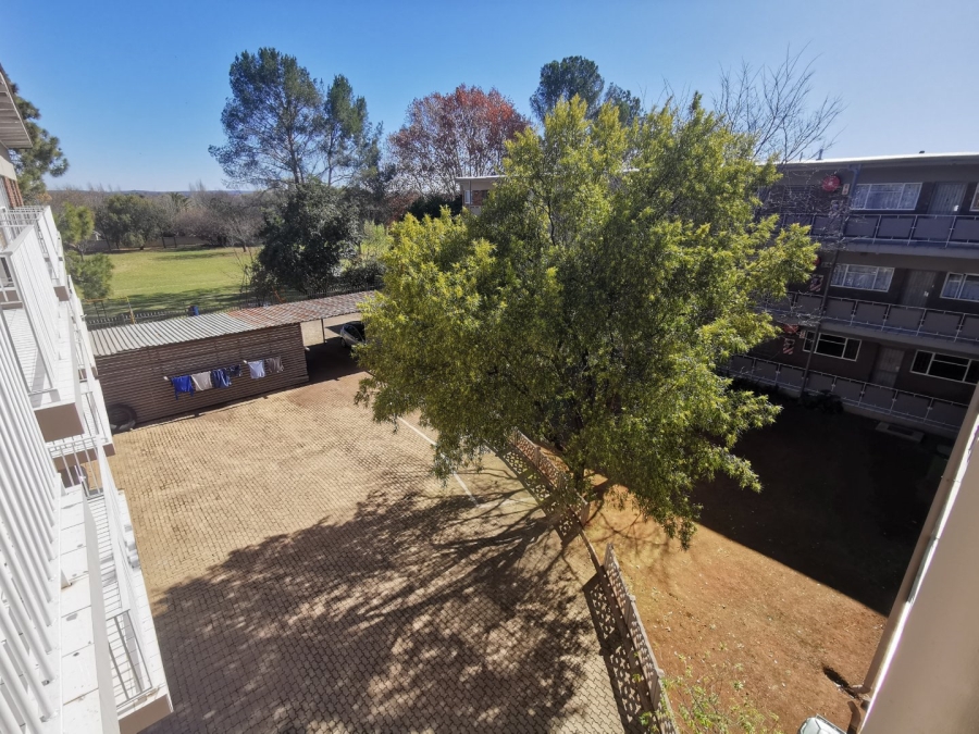 2 Bedroom Property for Sale in Baillie Park North West